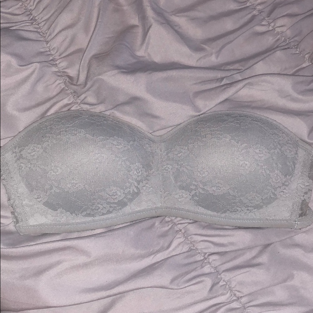 Strapless bra